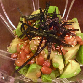 アボカドレシピ 人気で簡単なサラダやサンドイッチなど チーズや鶏肉とも相性バッチリ ぬくとい