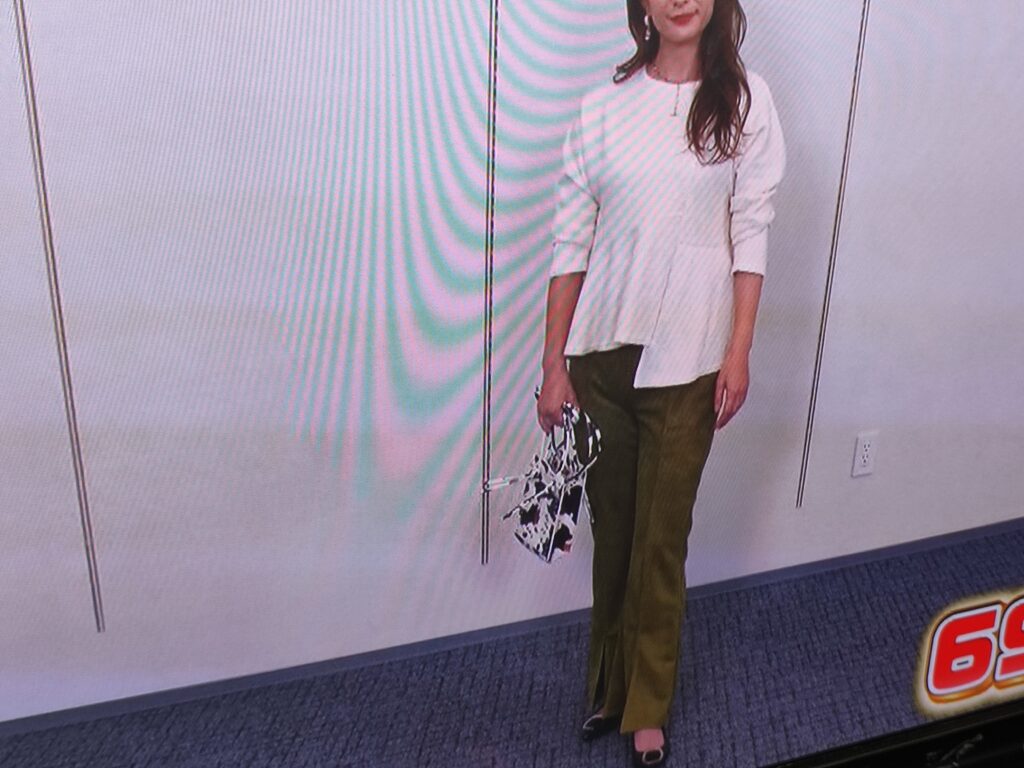 ヒルナンデス しまむらでコーデ 今日の結果 スザンヌさんと上村ひなのさんのファッション 12月14日 ぬくとい