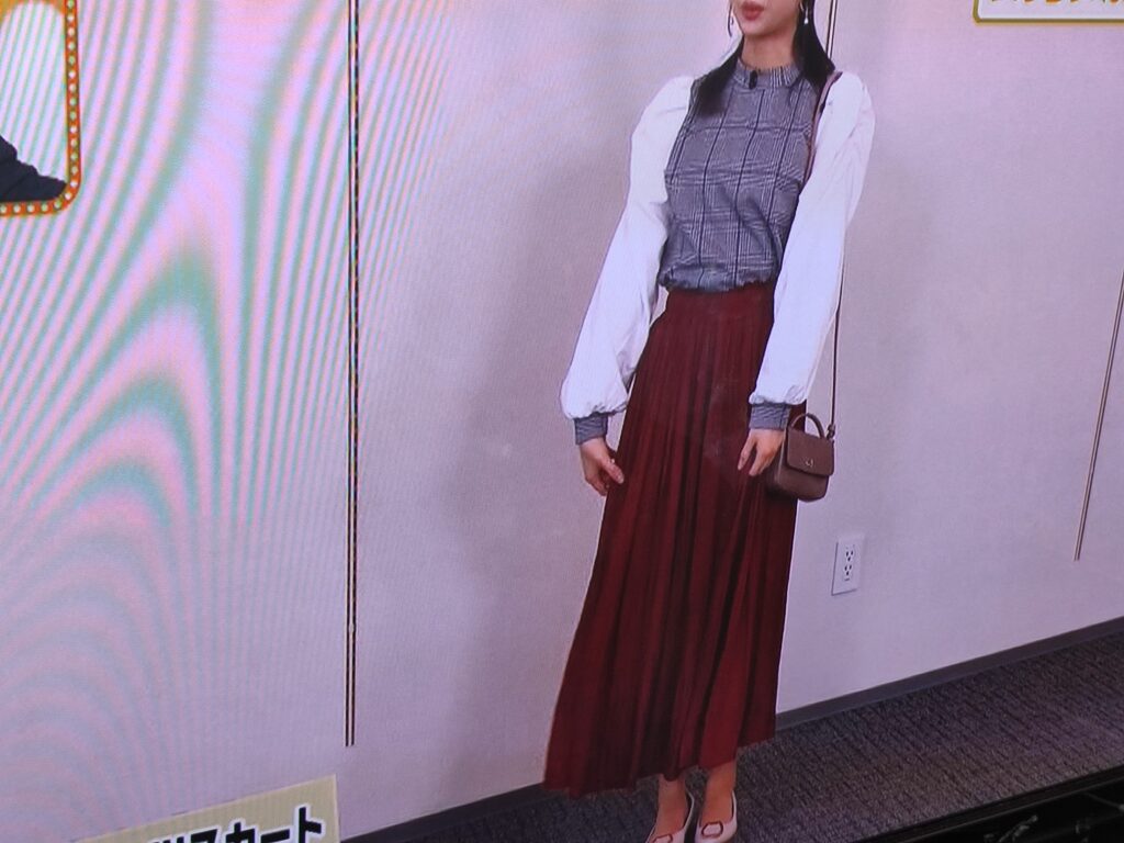 ヒルナンデス しまむらでコーデ 今日の結果 スザンヌさんと上村ひなのさんのファッション 12月14日 ぬくとい